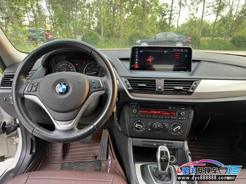 15年宝马X1轿车抵押车出售