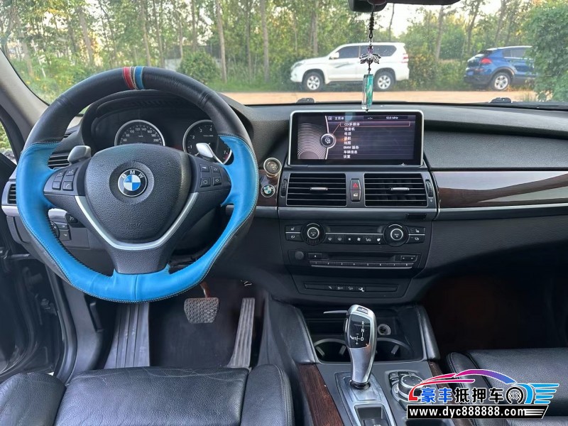 10年宝马X6轿车抵押车出售