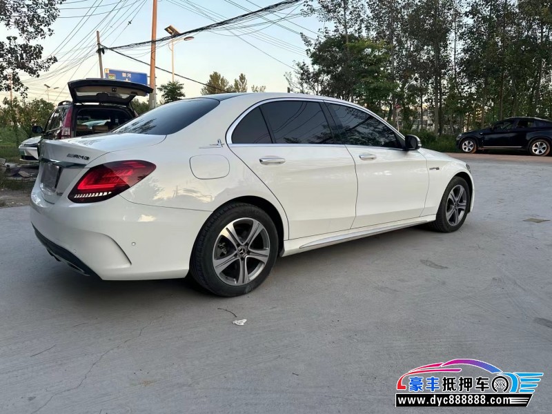 21年奔驰GLC轿车抵押车出售