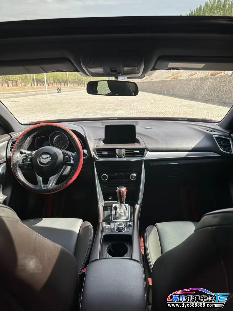 16年马自达CX-4轿车抵押车出售