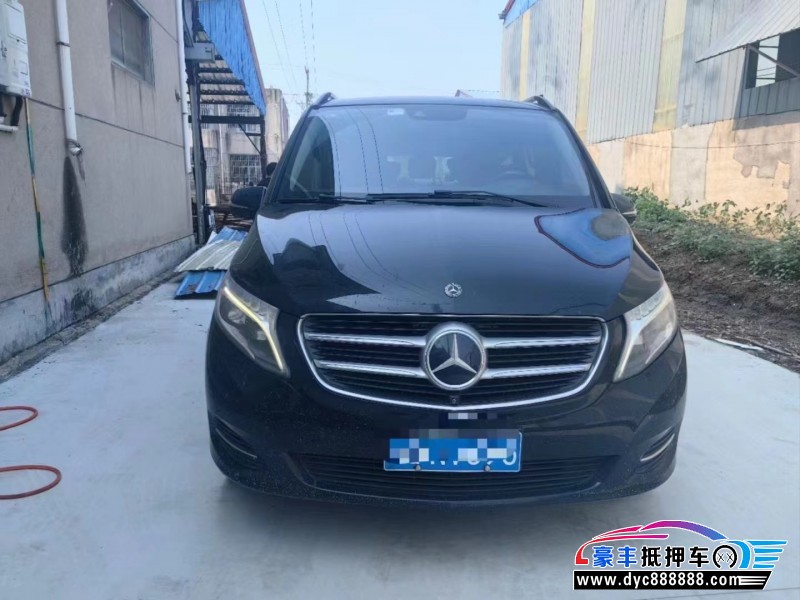 18年奔驰V轿车抵押车出售