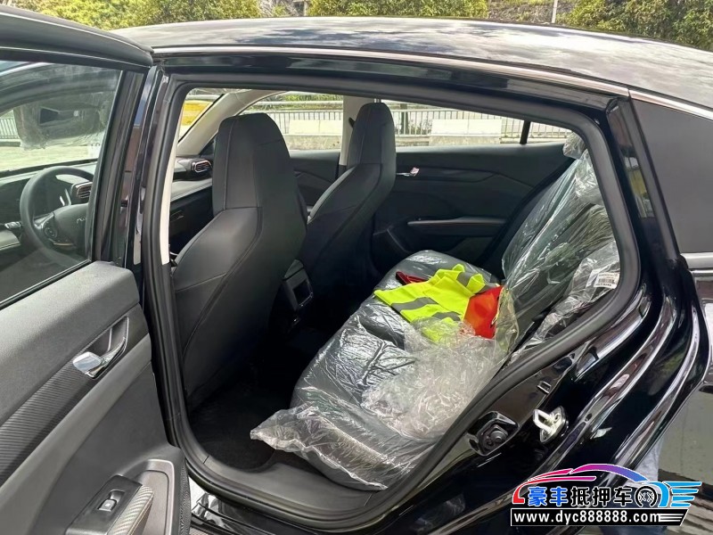 24年东风风神奕炫轿车抵押车出售