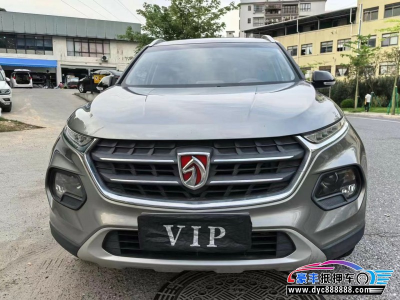 17年宝骏510轿车抵押车出售