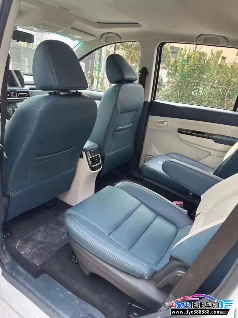 24年SWM斯威汽车大虎轿车抵押车出售