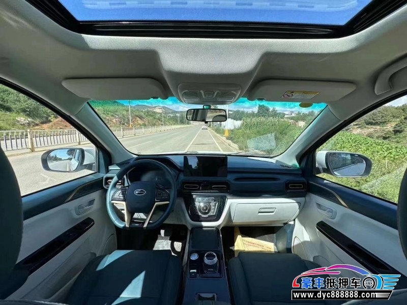 24年SWM斯威汽车大虎轿车抵押车出售