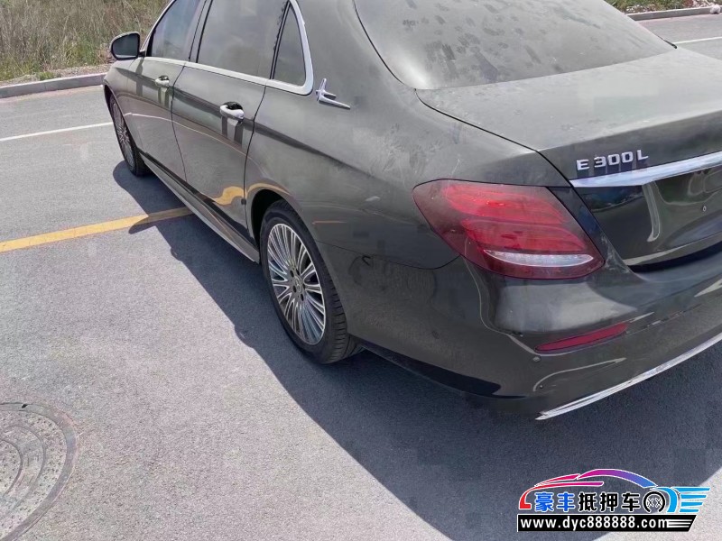 19年奔驰E轿车抵押车出售