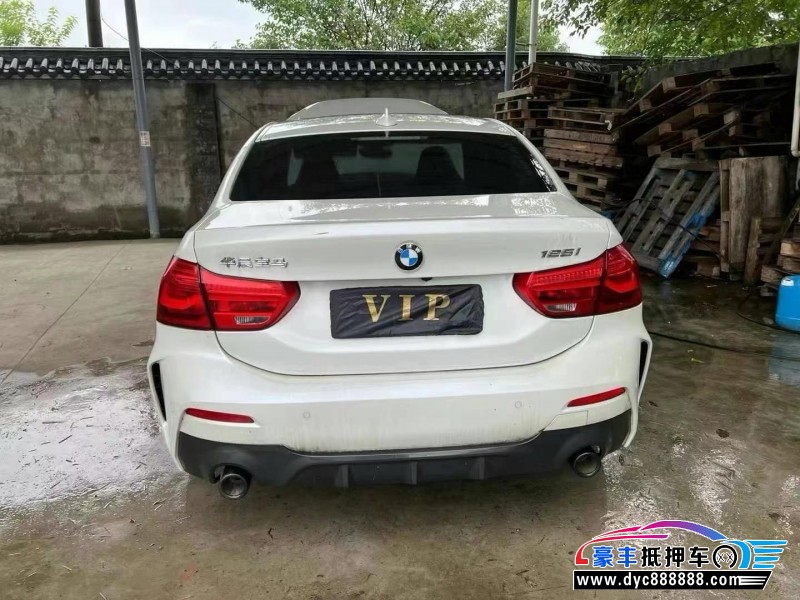 20年宝马1系轿车抵押车出售