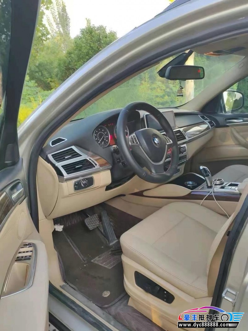 12年宝马X6轿车抵押车出售