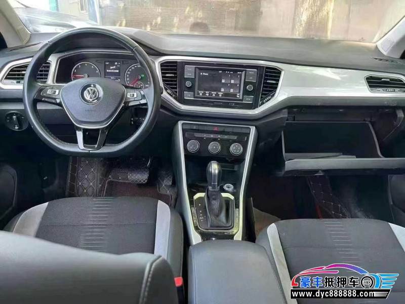 20年大众探歌轿车抵押车出售