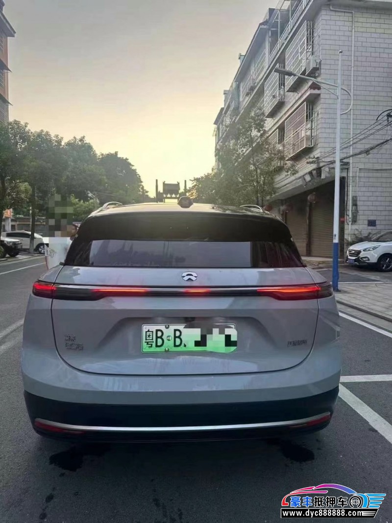 23年蔚来ES6轿车抵押车出售