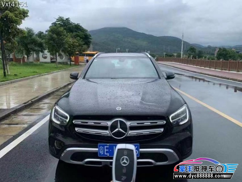 22年奔驰GLC轿车抵押车出售
