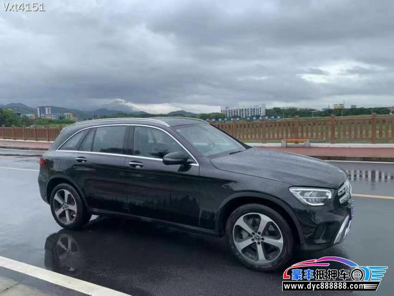 22年奔驰GLC轿车抵押车出售