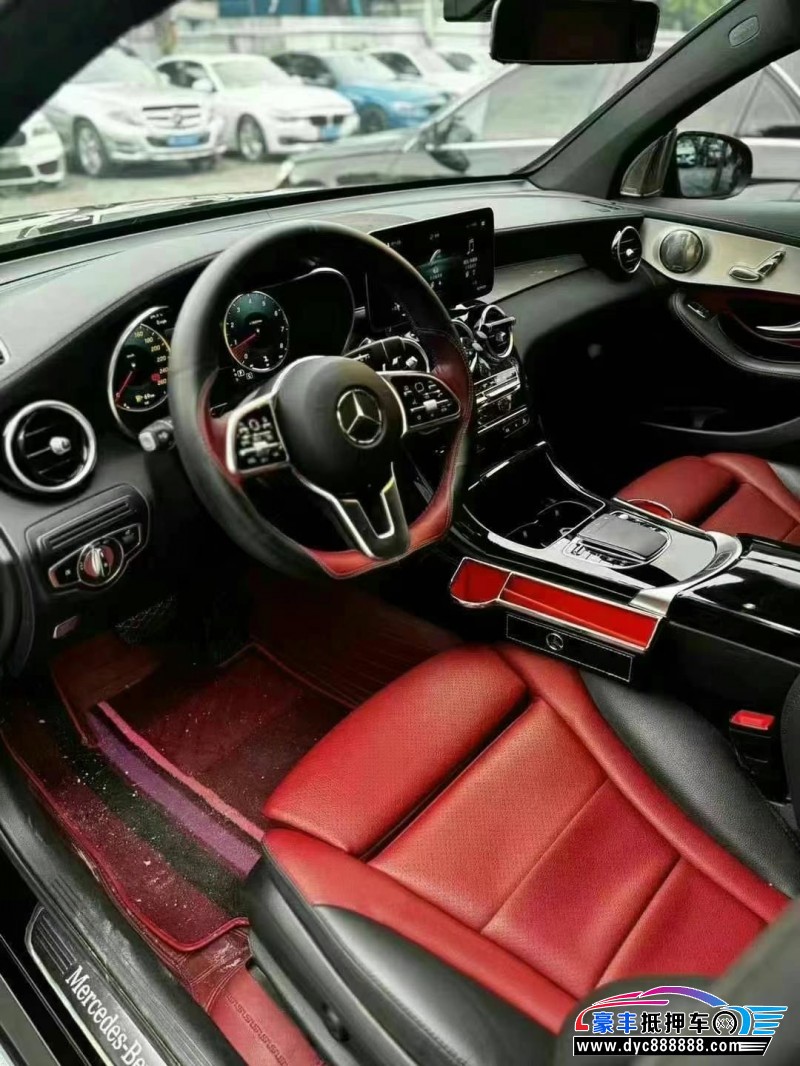 21年奔驰GLC轿车抵押车出售