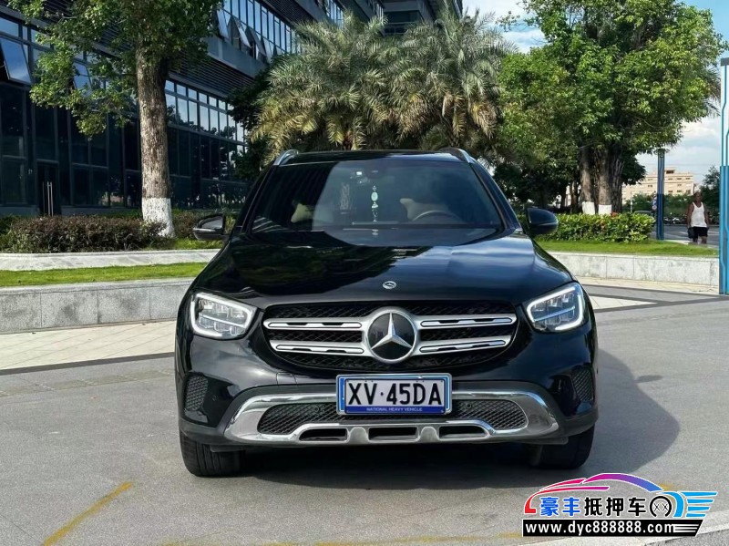 22年奔驰GLC轿车抵押车出售