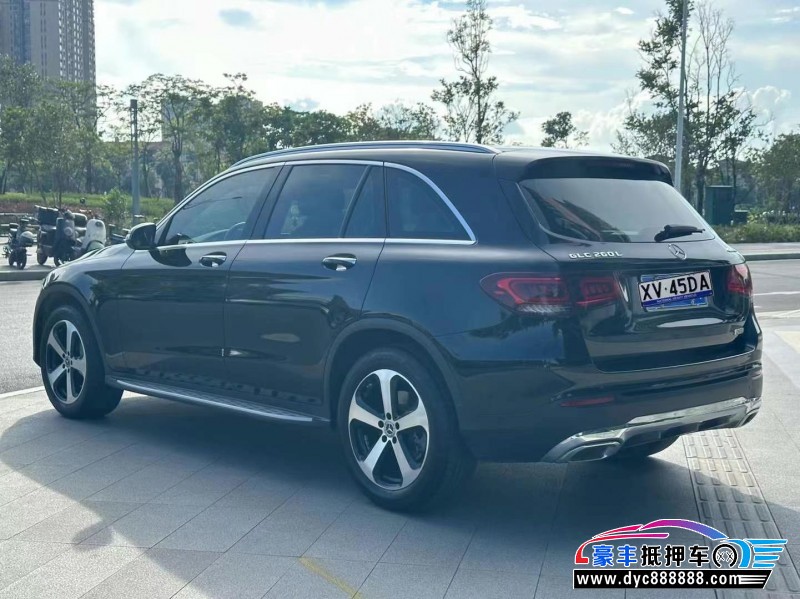 22年奔驰GLC轿车抵押车出售