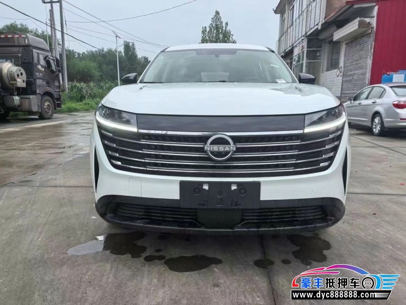 24年日产探陆轿车抵押车出售