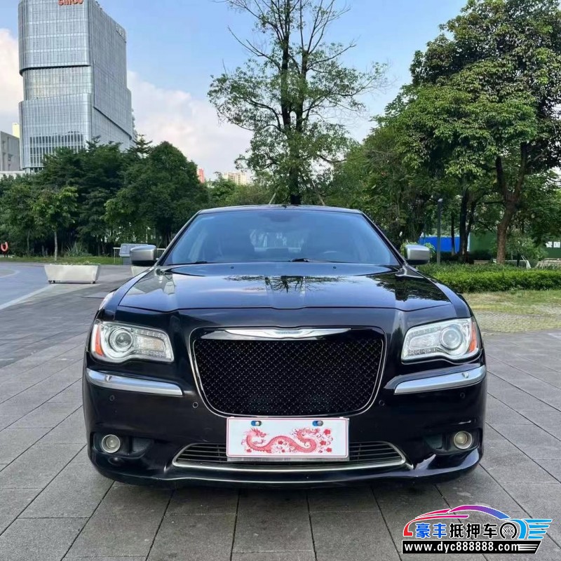 14年克莱斯勒300C轿车抵押车出售