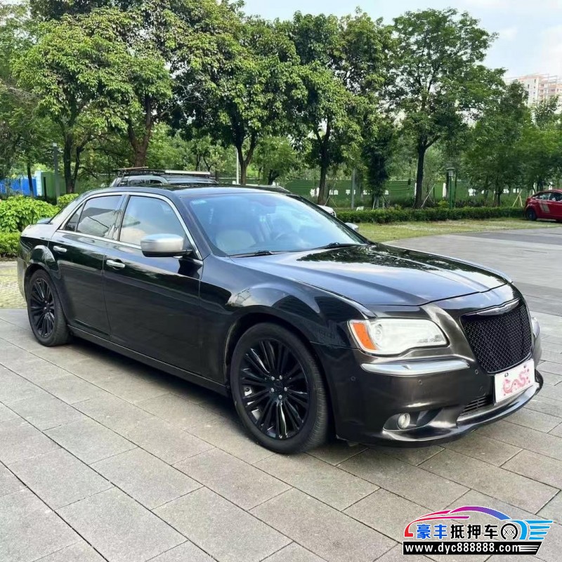 14年克莱斯勒300C轿车抵押车出售