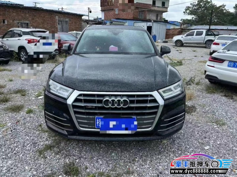 19年奥迪Q5轿车抵押车出售