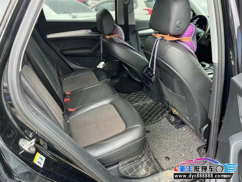 19年奥迪Q5轿车抵押车出售