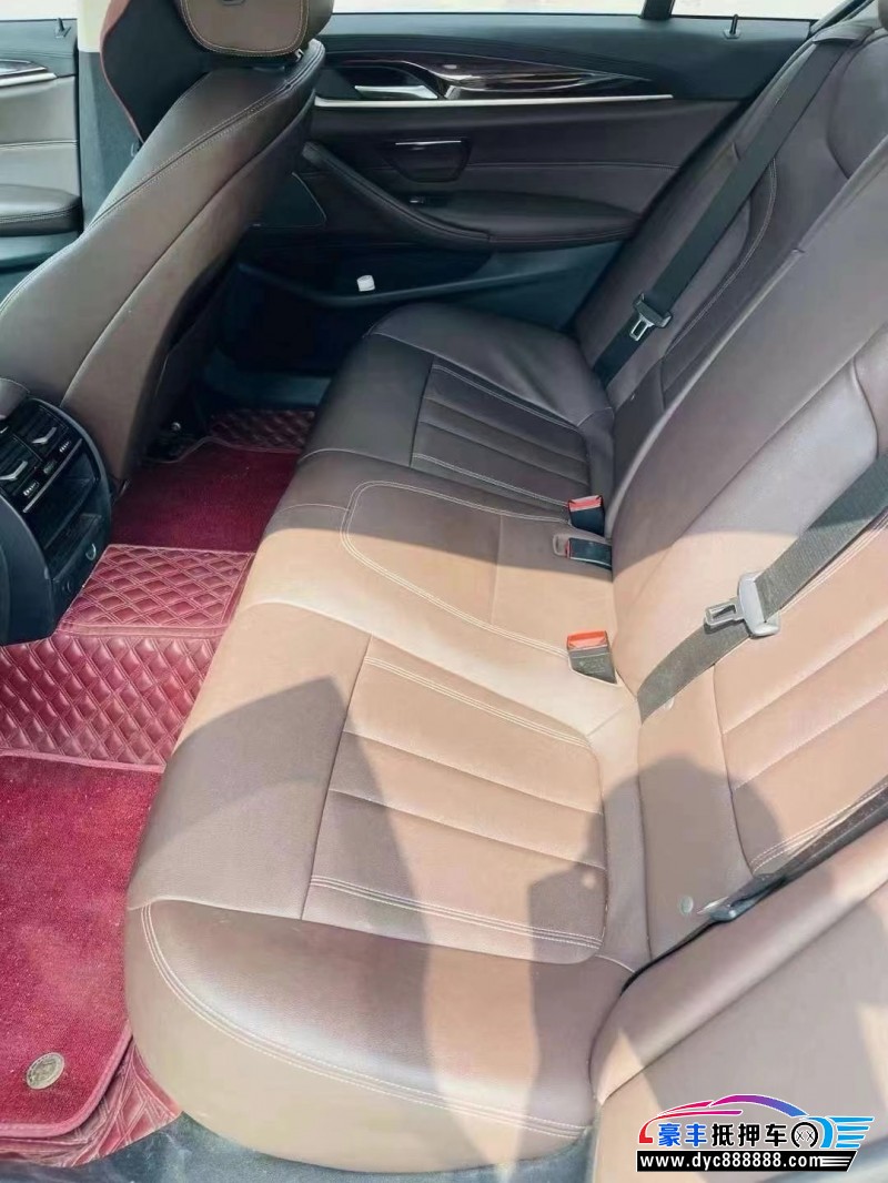 18年宝马5系轿车抵押车出售