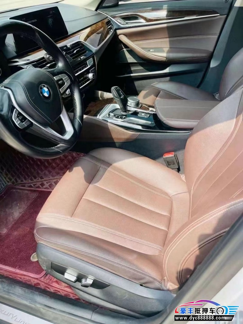 18年宝马5系轿车抵押车出售