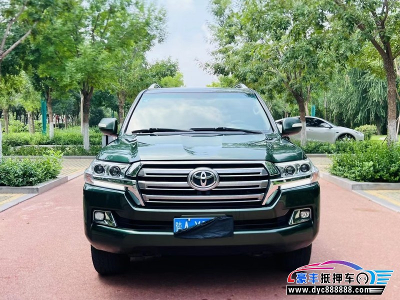 12年丰田兰德酷路泽（陆巡）轿车抵押车出售