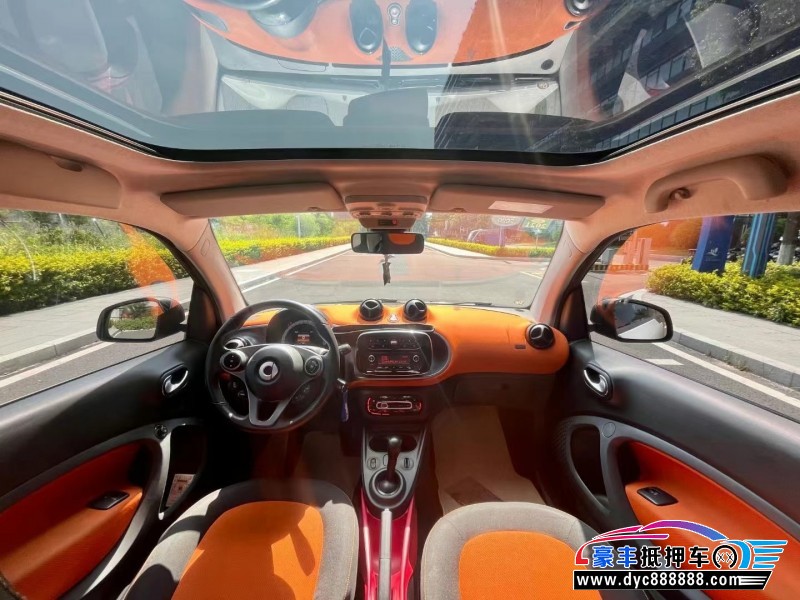 17年奔驰smart轿车抵押车出售