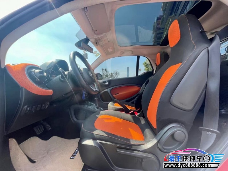 17年奔驰smart轿车抵押车出售