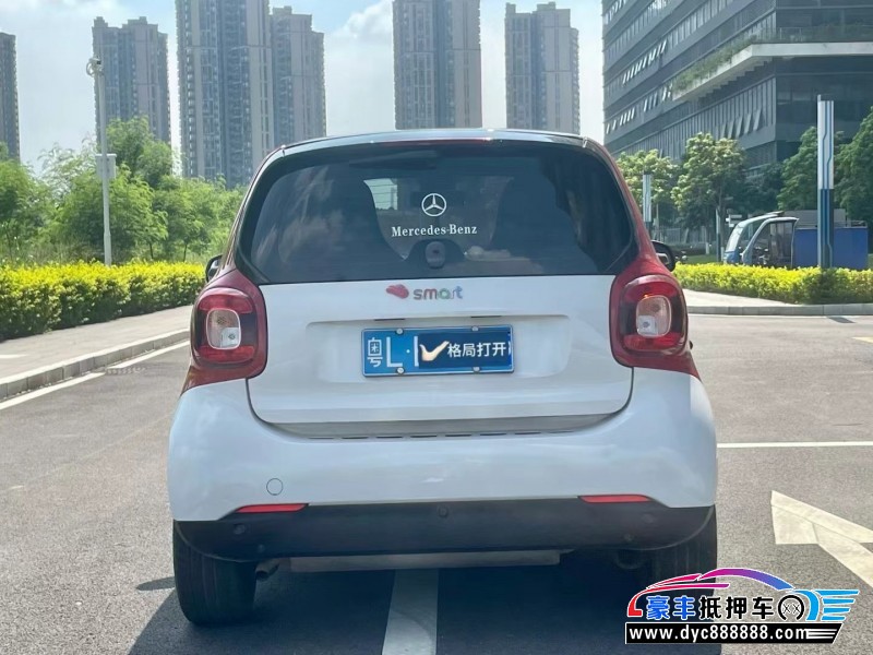17年奔驰smart轿车抵押车出售