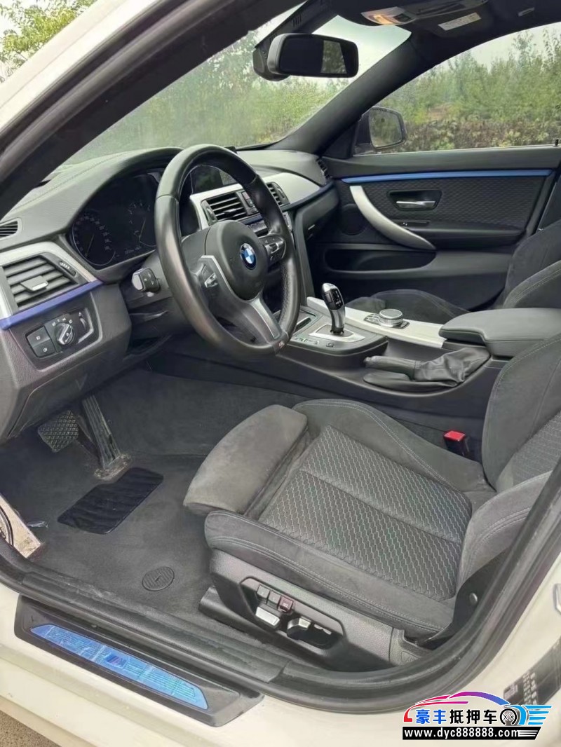 19年宝马4系轿车抵押车出售