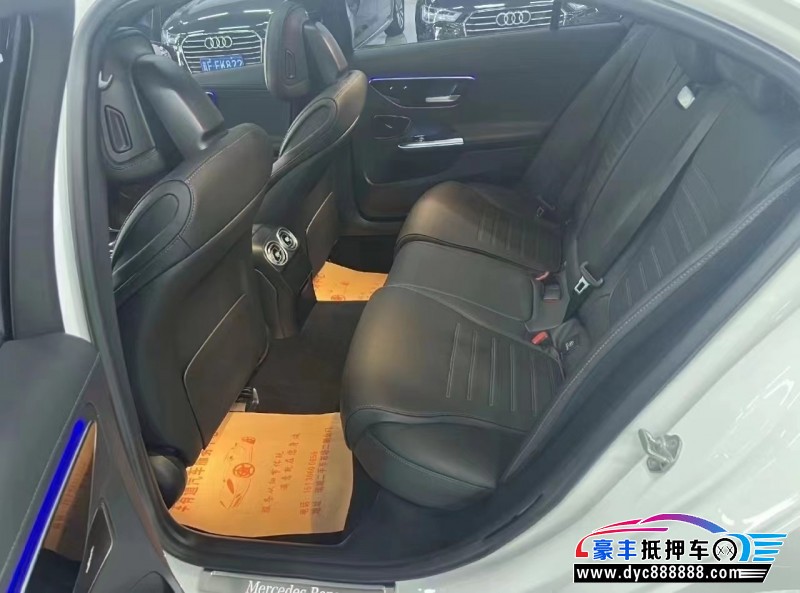 23年奔驰C轿车抵押车出售