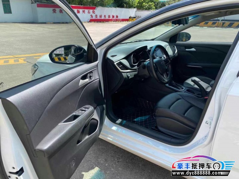 20年雪佛兰科鲁泽轿车抵押车出售