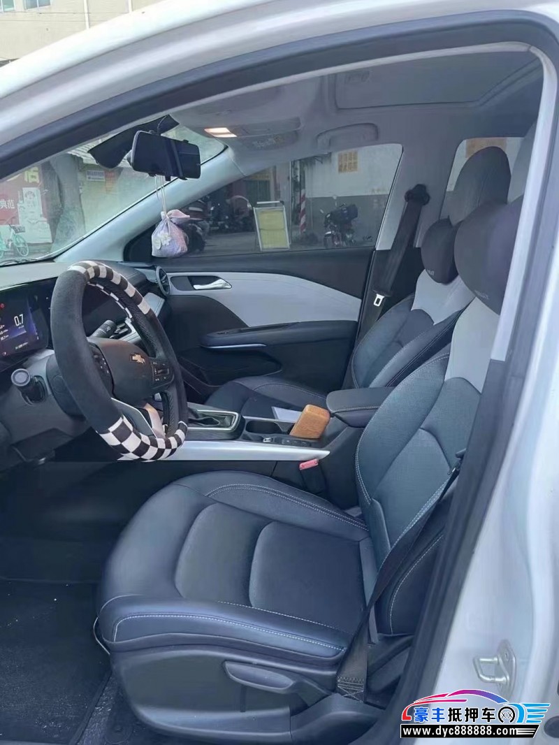 22年雪佛兰科鲁泽轿车抵押车出售