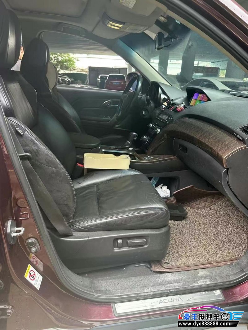 10年讴歌MDX轿车抵押车出售