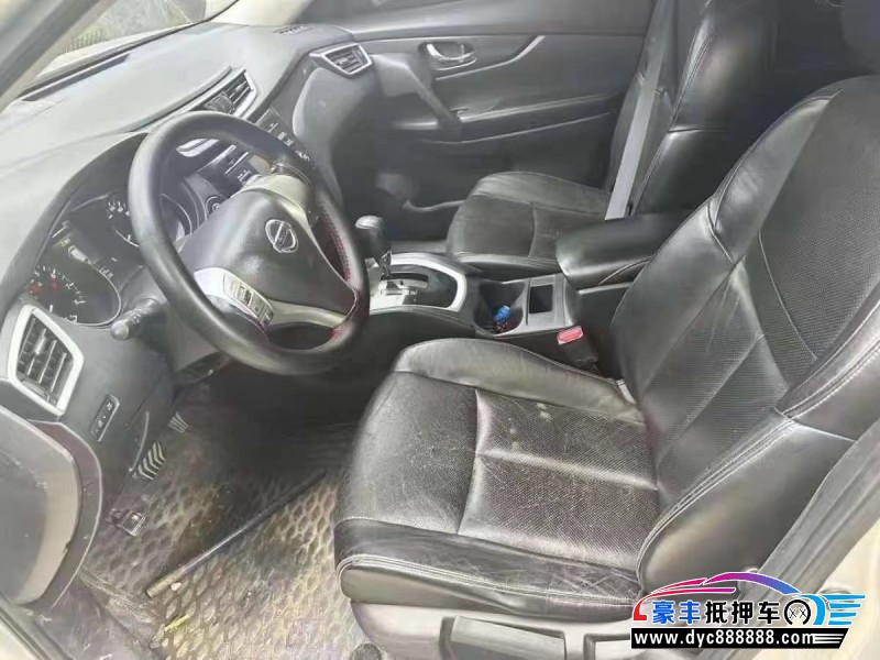 15年日产奇骏轿车抵押车出售