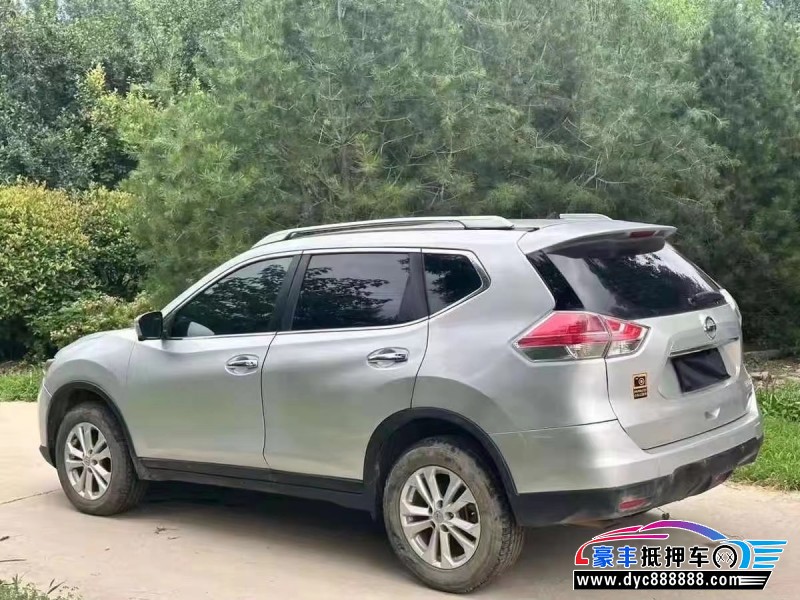 15年日产奇骏轿车抵押车出售