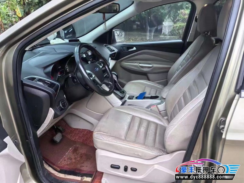 13年福特翼虎轿车抵押车出售