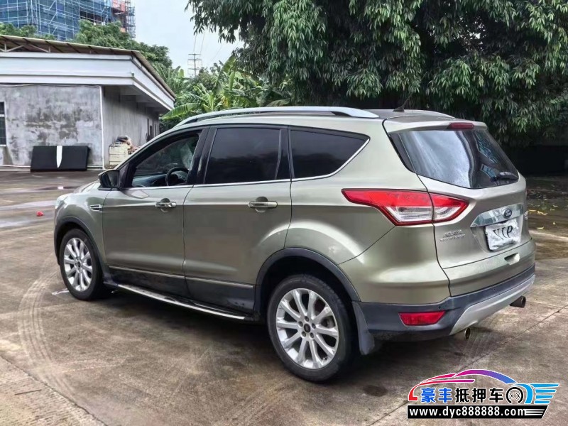 13年福特翼虎轿车抵押车出售