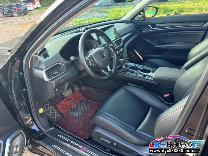 21年本田雅阁轿车抵押车出售