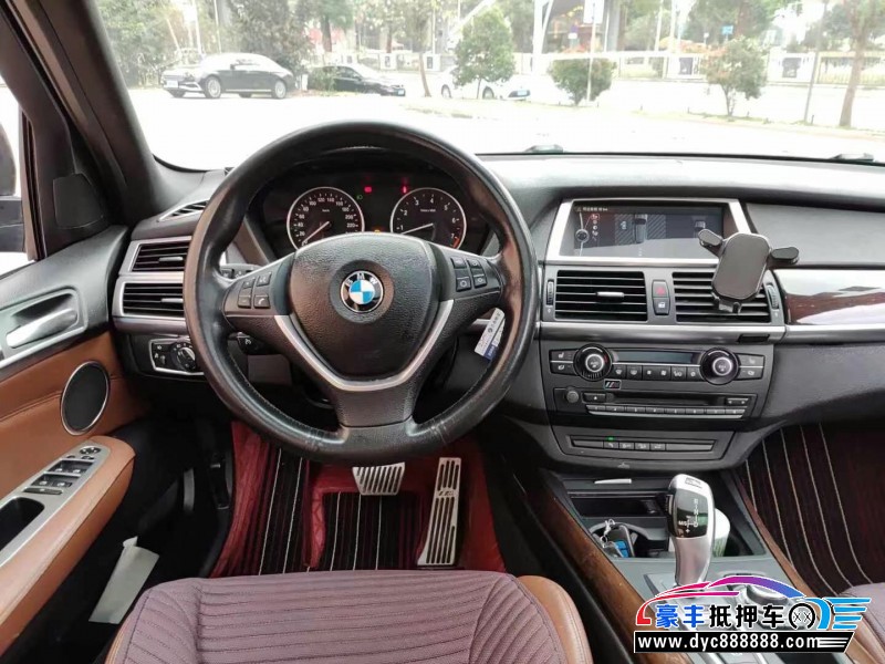 14年宝马X5轿车抵押车出售