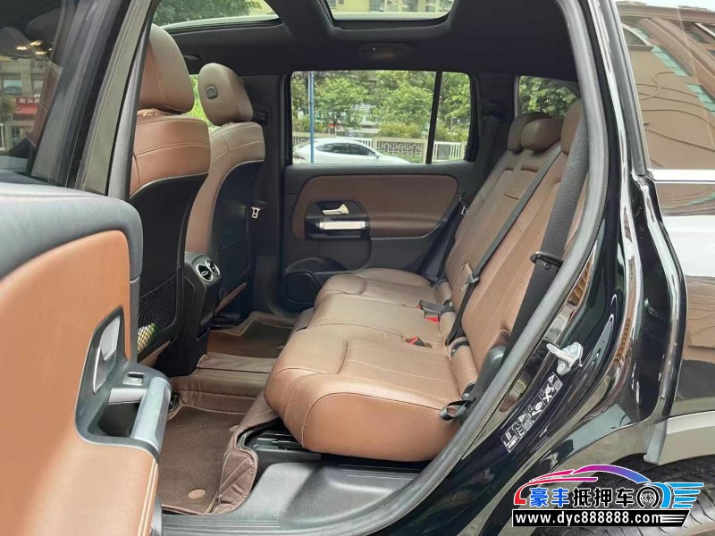 20年奔驰GLB轿车抵押车出售