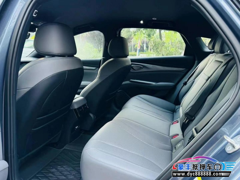 24年比亚迪海豹轿车抵押车出售