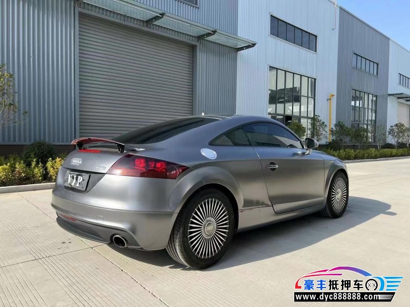 13年奥迪TT轿车抵押车出售