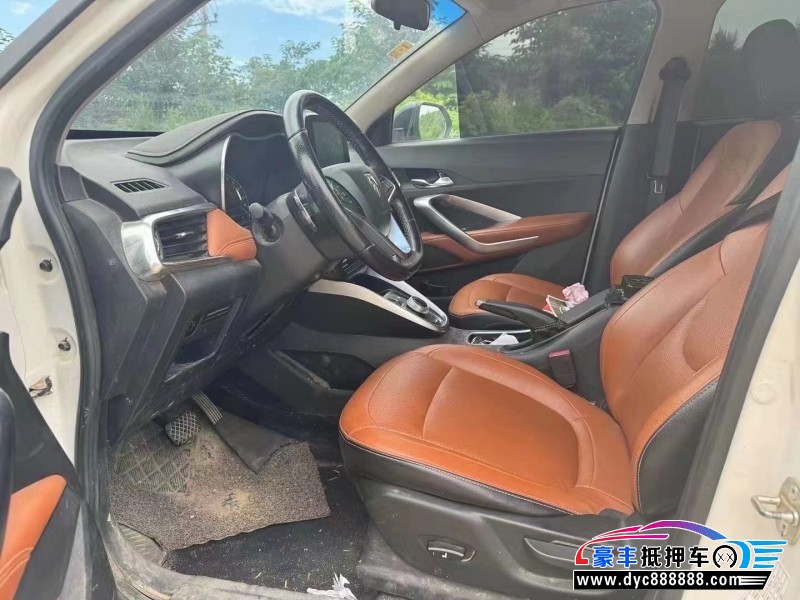 18年宝骏510轿车抵押车出售