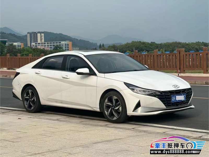 21年现代伊兰特轿车抵押车出售