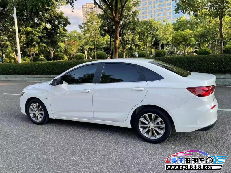 22年雪佛兰科鲁泽轿车抵押车出售