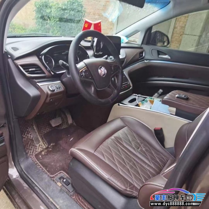 21年别克GL8轿车抵押车出售