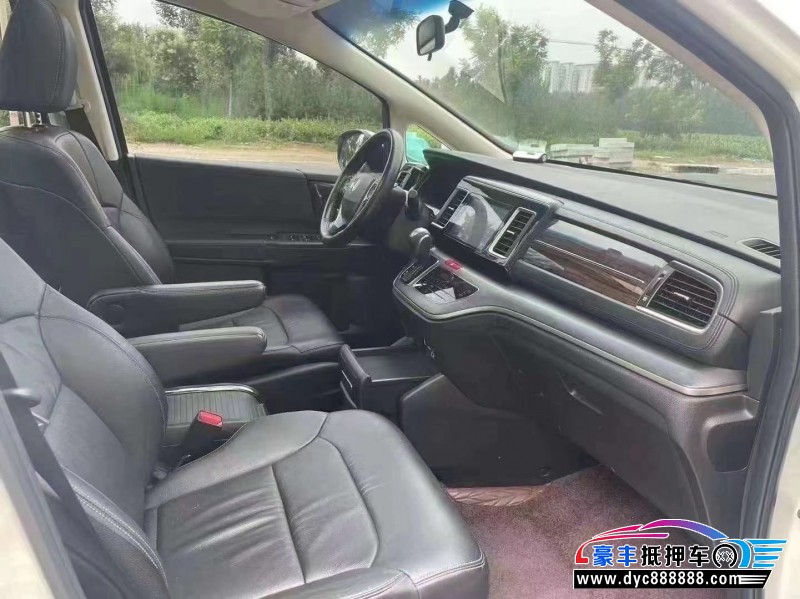 19年本田艾力绅轿车抵押车出售