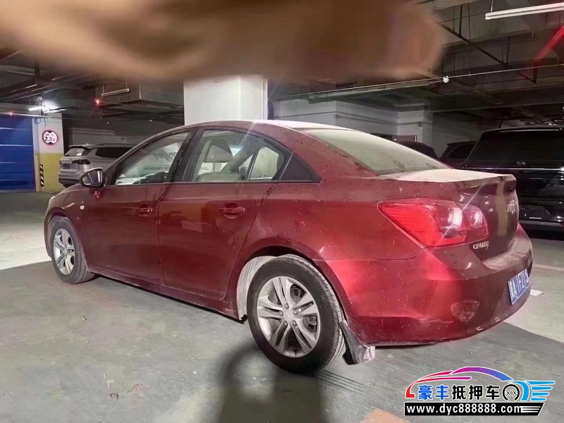 15年雪佛兰科鲁兹轿车抵押车出售
